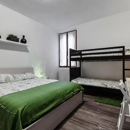 Stayeasy Fara12 - Station & Downtown Walking Distance Appartamento Milano