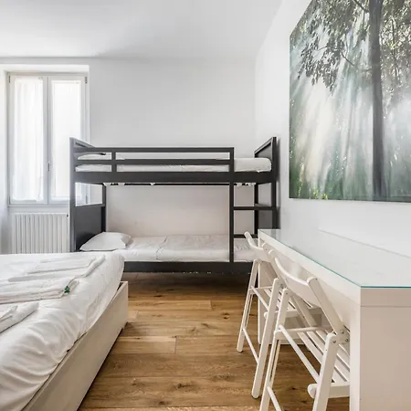 Stayeasy Fara12 - Station & Downtown Walking Distance Milaan