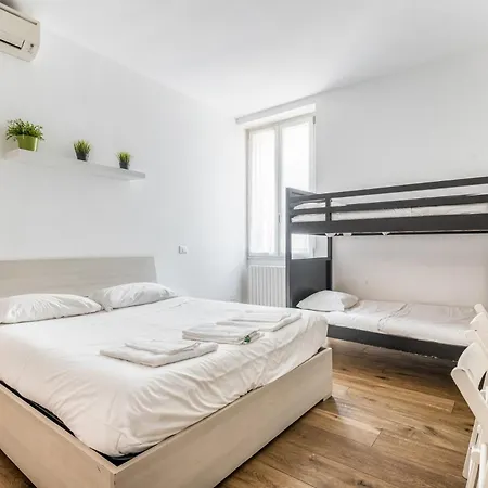 Stayeasy Fara12 - Station & Downtown Walking Distance Appartement Milaan